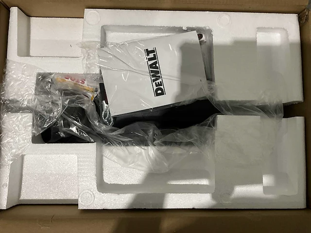 Dewalt - 2025 - dxgni35e - noodstroomaggregaat - afbeelding 11 van  11