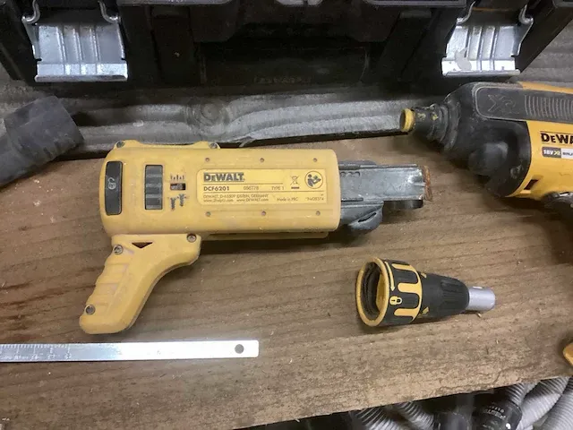 Dewalt - dcf620 - belt screwdriver - afbeelding 5 van  11