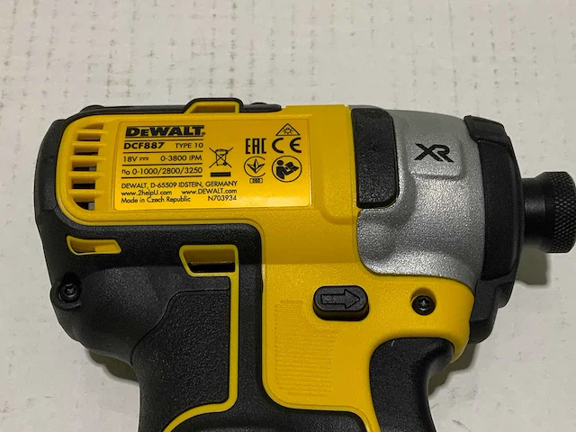Dewalt - dcf887n - accu slagschroevendraaier - afbeelding 4 van  5