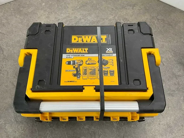 Dewalt - dck796 d2t-qw - accu-schroef / klopboormachine set - afbeelding 8 van  9