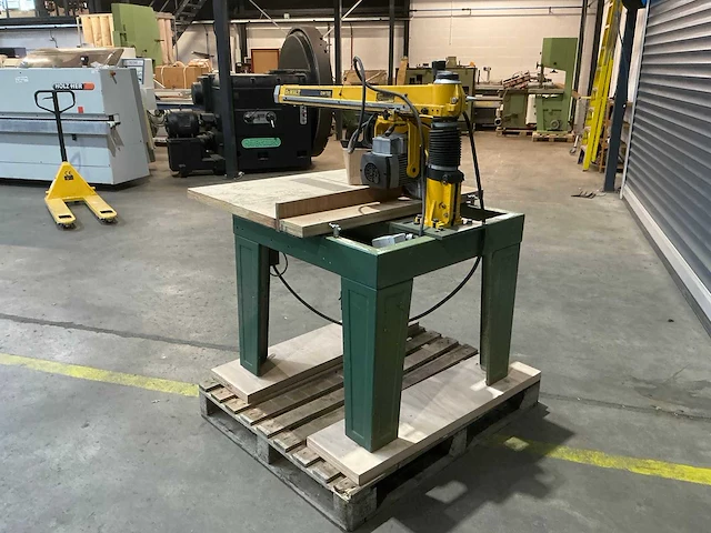 Dewalt - dw 722 - radiaalafkortzaagmachine - afbeelding 3 van  8