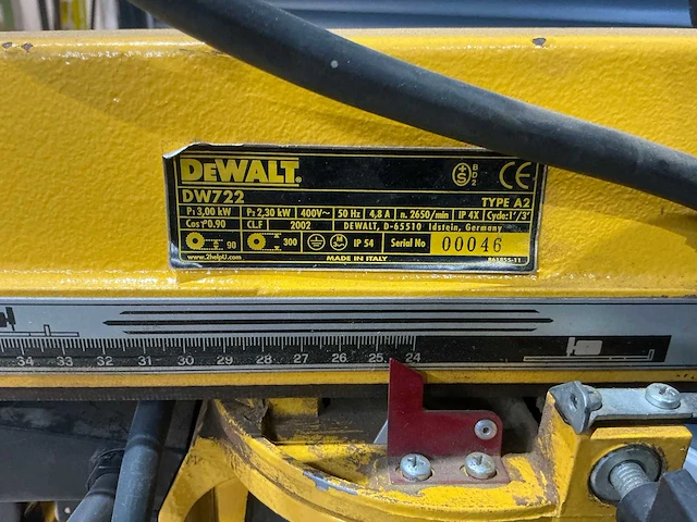 Dewalt - dw 722 - radiaalafkortzaagmachine - afbeelding 7 van  8