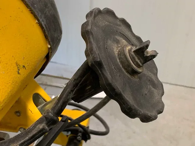 Dewalt - dw743 - kantelbare afkort- cirkelzaagmachine - afbeelding 5 van  14