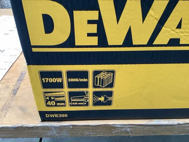 Dewalt - dwe398 -qs - alligatorzaag - afbeelding 3 van  4