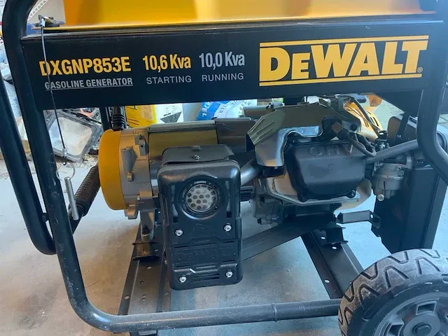 Dewalt - dxgnp853e - benzine stroomgenerator 10,6 kva - afbeelding 7 van  8