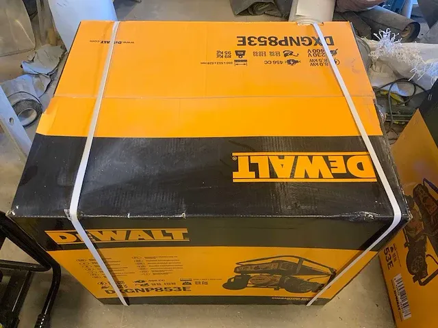 Dewalt - dxgnp853e - benzine stroomgenerator 10,6 kva - afbeelding 8 van  8