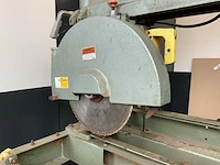 Dewalt 1600 s radiaal afkortcirkelzaagmachine - afbeelding 4 van  8