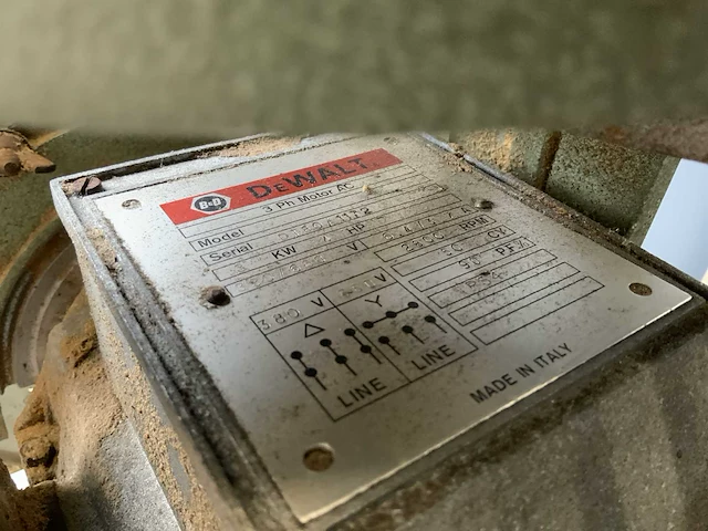 Dewalt 1600 s radiaal afkortcirkelzaagmachine - afbeelding 8 van  8