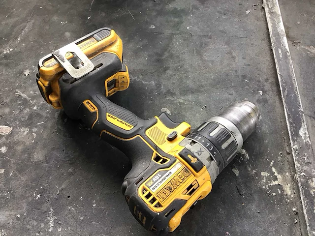 Dewalt 18v boormachine - afbeelding 1 van  5