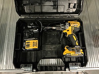 Dewalt 18v xr brushless schroef/boormachine - afbeelding 1 van  2