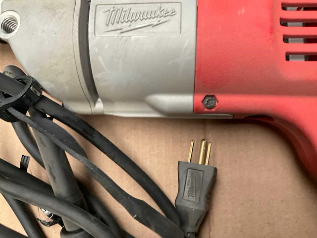 Dewalt 960 en milwaukee 629edo8270037 gereedschapset - afbeelding 3 van  5