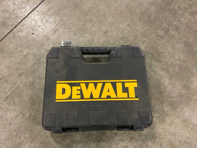 Dewalt accessoireset in koffer - afbeelding 3 van  3