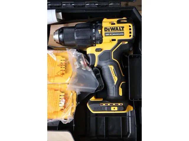 Dewalt accu-klop/schroef-boormachine type dcd7092dt - afbeelding 2 van  4
