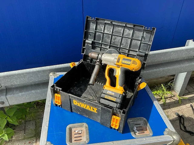 Dewalt accugereedschap (3x) - afbeelding 6 van  7