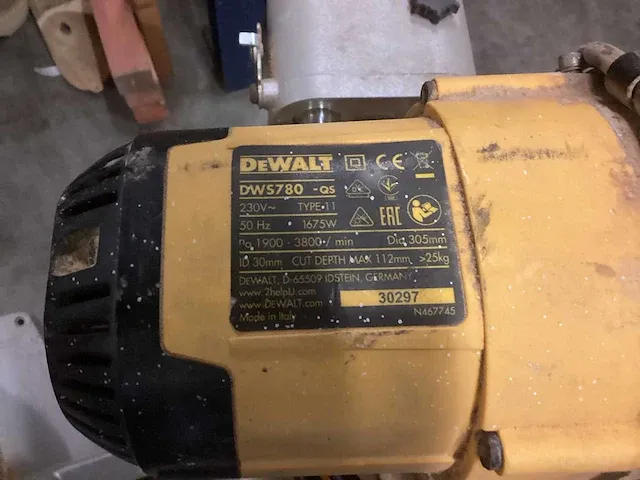 Dewalt afkortzaag - afbeelding 8 van  9