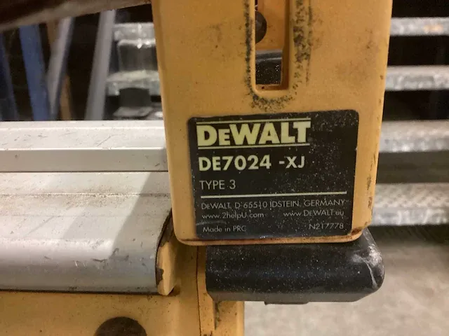 Dewalt afkortzaag - afbeelding 9 van  9