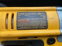 Dewalt boormachine en oplaadbare lamp - afbeelding 5 van  8
