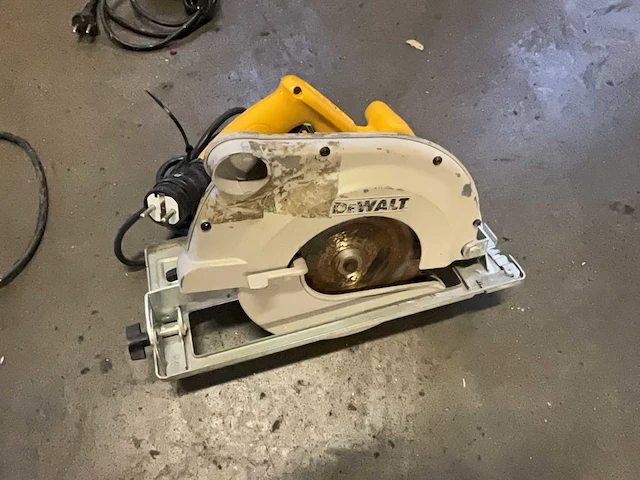 Dewalt d23700 qs cirkelzaagmachine - afbeelding 1 van  4