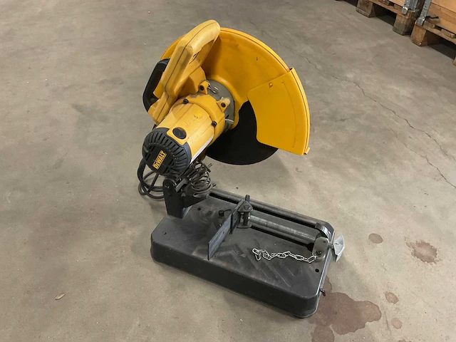 Dewalt d28710-qs afkortcirkelzaagmachine - afbeelding 1 van  4