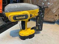 Dewalt dc 608 tacker - afbeelding 2 van  4