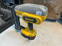 Dewalt dc 608 tacker - afbeelding 3 van  4