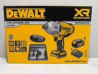 Dewalt dcf900p2g-qw accu-slagmoersleutel 18 v 5.0 ah li-ion incl. 2 accu's, incl. lader - afbeelding 1 van  3