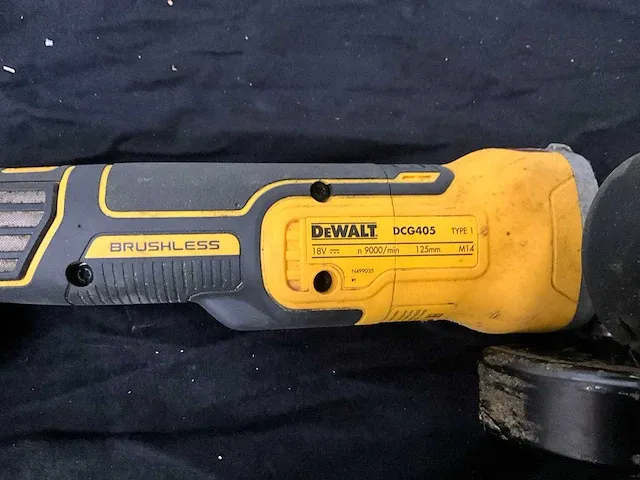 Dewalt dcg405 haakse slijpmachine - afbeelding 2 van  6