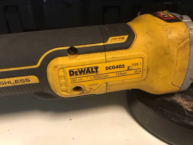 Dewalt dcg405 haakse slijpmachine - afbeelding 4 van  8