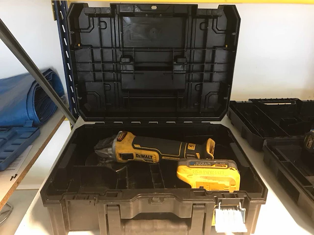 Dewalt dcg405 haakse slijpmachine - afbeelding 7 van  8