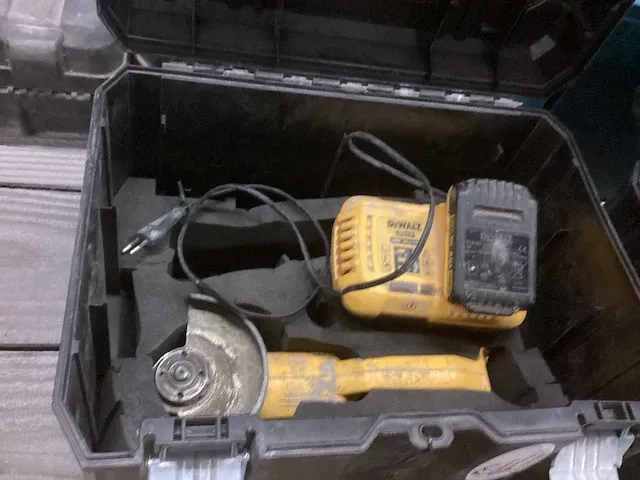 Dewalt dcg412 haakse slijpmachine - afbeelding 5 van  6