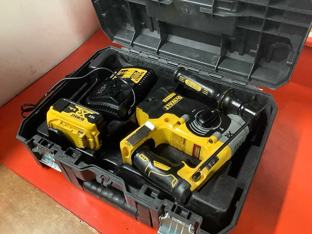 Dewalt dch273 combihamer - afbeelding 1 van  3