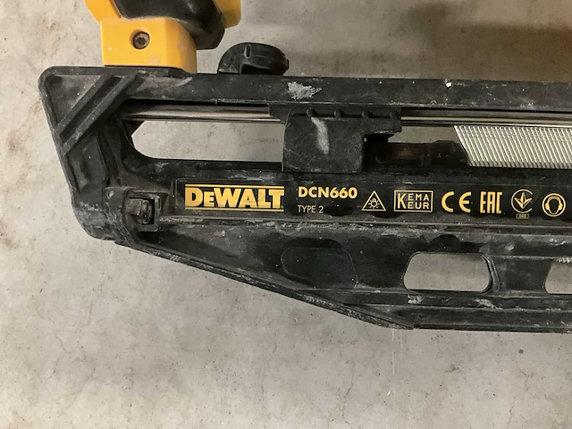 Dewalt dcn660 afwerktacker - afbeelding 3 van  6