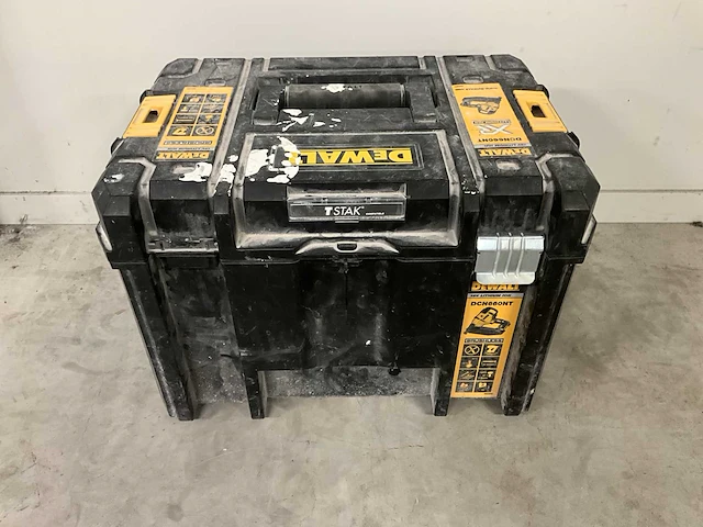Dewalt dcn660 afwerktacker - afbeelding 6 van  6