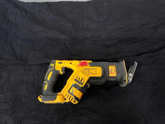 Dewalt dcs367 reciprozaag - afbeelding 2 van  4