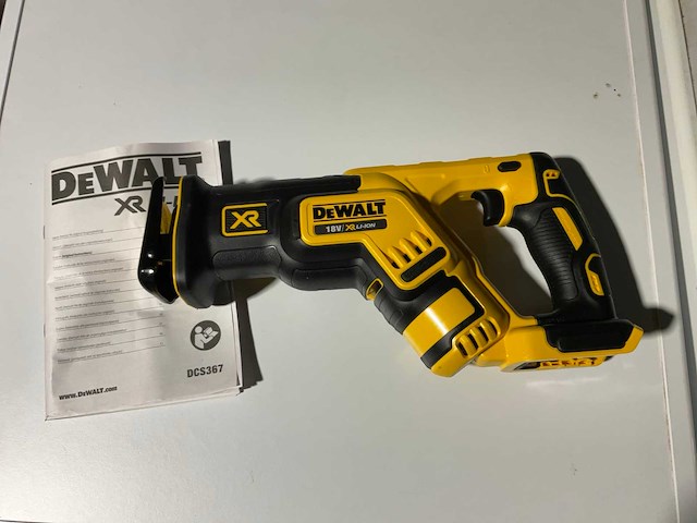 Dewalt dcs367n reciprozaag - afbeelding 2 van  4