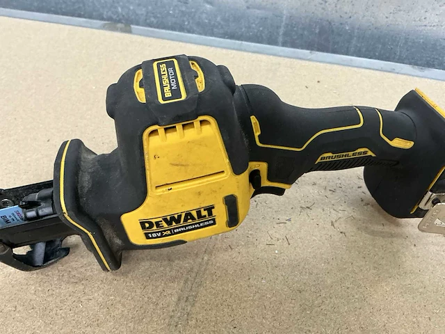 Dewalt dcs369 reprozaag overig accugereedschap - afbeelding 2 van  6