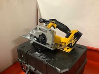 Dewalt dcs373 cirkelzaagmachine - afbeelding 1 van  3