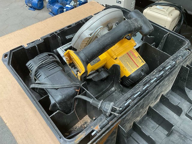 Dewalt dcs391 cirkelzaag - afbeelding 4 van  6