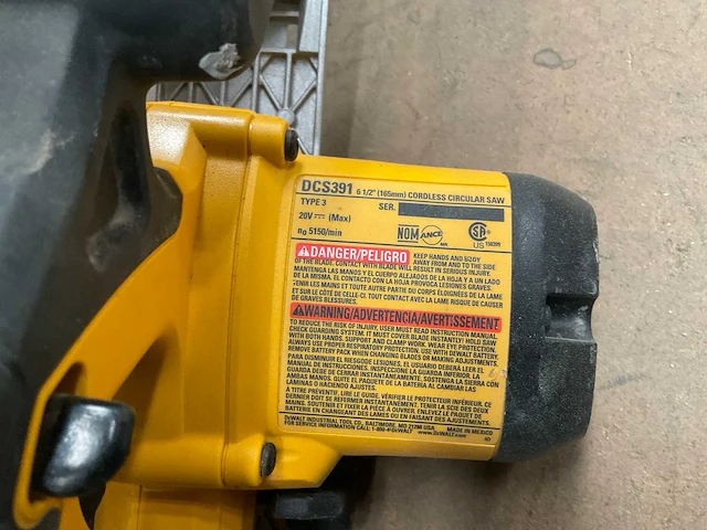 Dewalt dcs391 handcirkelzaagmachine - afbeelding 4 van  7