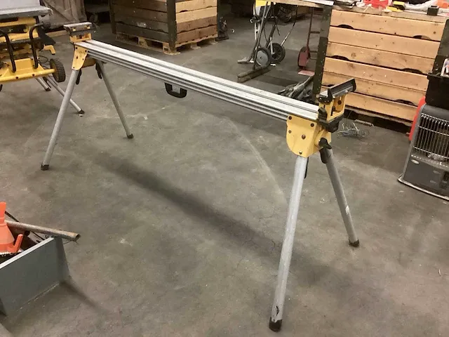 Dewalt de7023-xj tafel voor cirkelzaagmachine - afbeelding 6 van  7