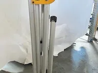 Dewalt de7033 xj onderstel voor afkort/verstekzagen - afbeelding 7 van  7