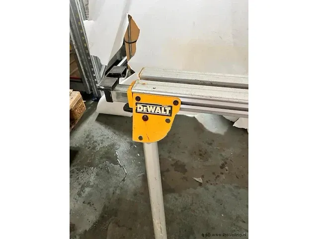Dewalt de7033 xj onderstel voor afkort/verstekzagen - afbeelding 2 van  5