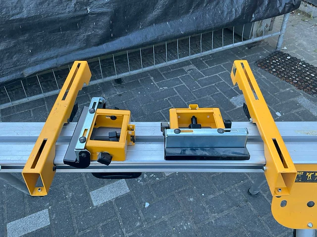 Dewalt de7033 zaagtafel - afbeelding 2 van  4