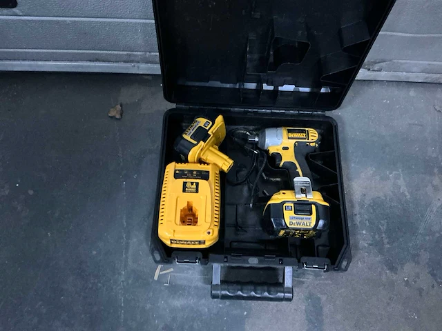Dewalt de9180 slagtol - afbeelding 1 van  2