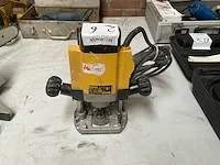 Dewalt dw 615 bovenfrees - afbeelding 1 van  2