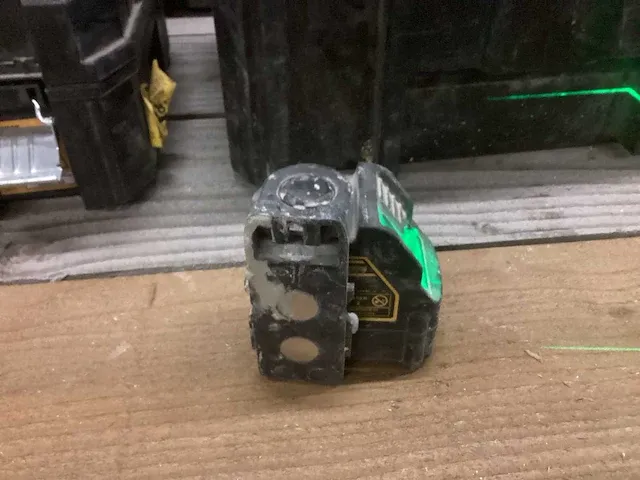 Dewalt dw088cg kruislijnlaser - afbeelding 4 van  8