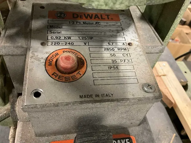 Dewalt dw125 radiaalafkortzaagmachine - afbeelding 6 van  9