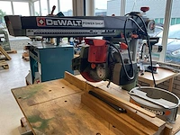 Dewalt dw125 radiaalafkortzaagmachine - afbeelding 2 van  7