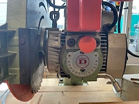 Dewalt dw125 radiaalafkortzaagmachine - afbeelding 5 van  7