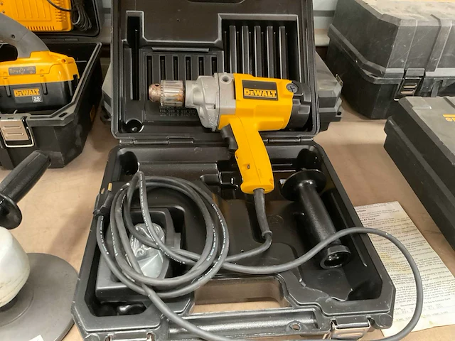 Dewalt dw130 boormachine - afbeelding 1 van  6